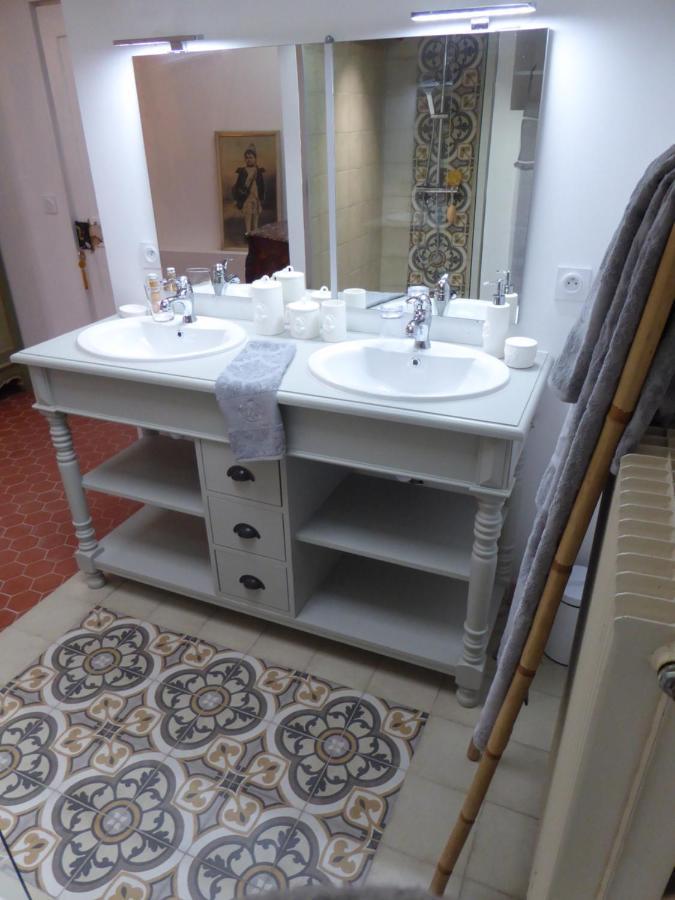 Chateau Saint-Esprit Bed & Breakfast ดรากิญญ็อง ภายนอก รูปภาพ