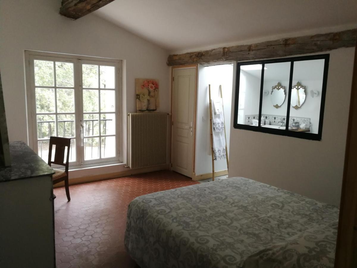 Chateau Saint-Esprit Bed & Breakfast ดรากิญญ็อง ภายนอก รูปภาพ