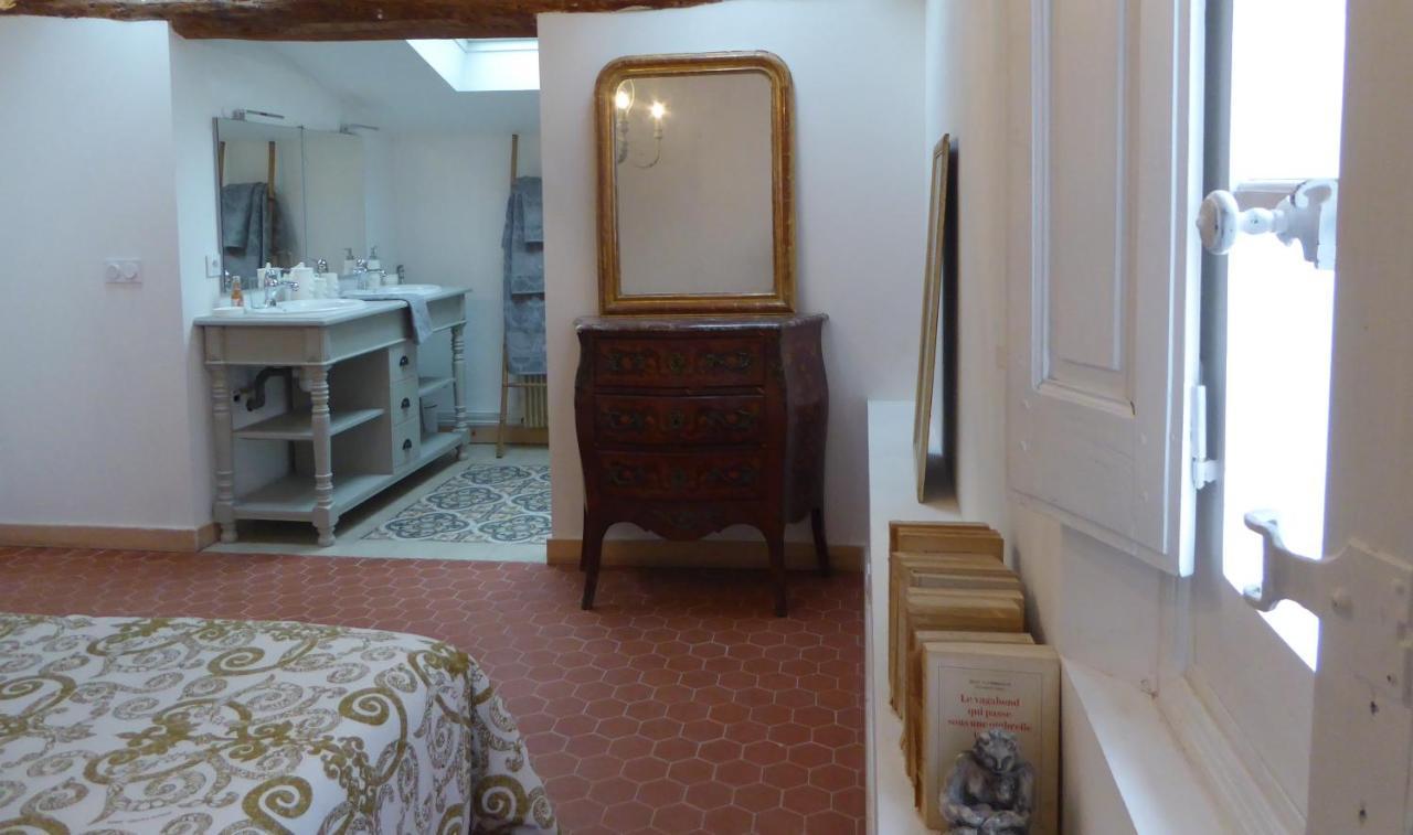 Chateau Saint-Esprit Bed & Breakfast ดรากิญญ็อง ภายนอก รูปภาพ