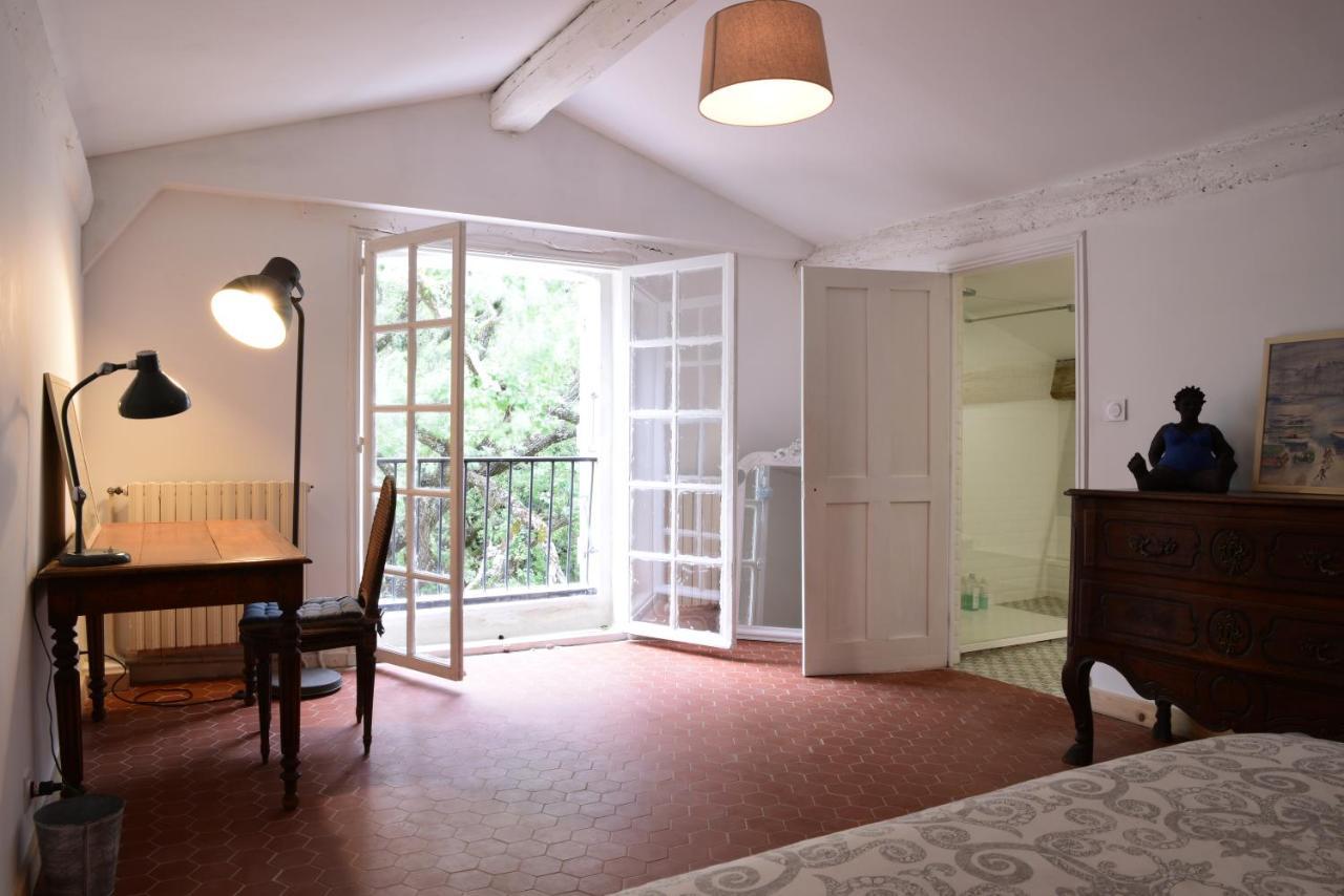 Chateau Saint-Esprit Bed & Breakfast ดรากิญญ็อง ภายนอก รูปภาพ